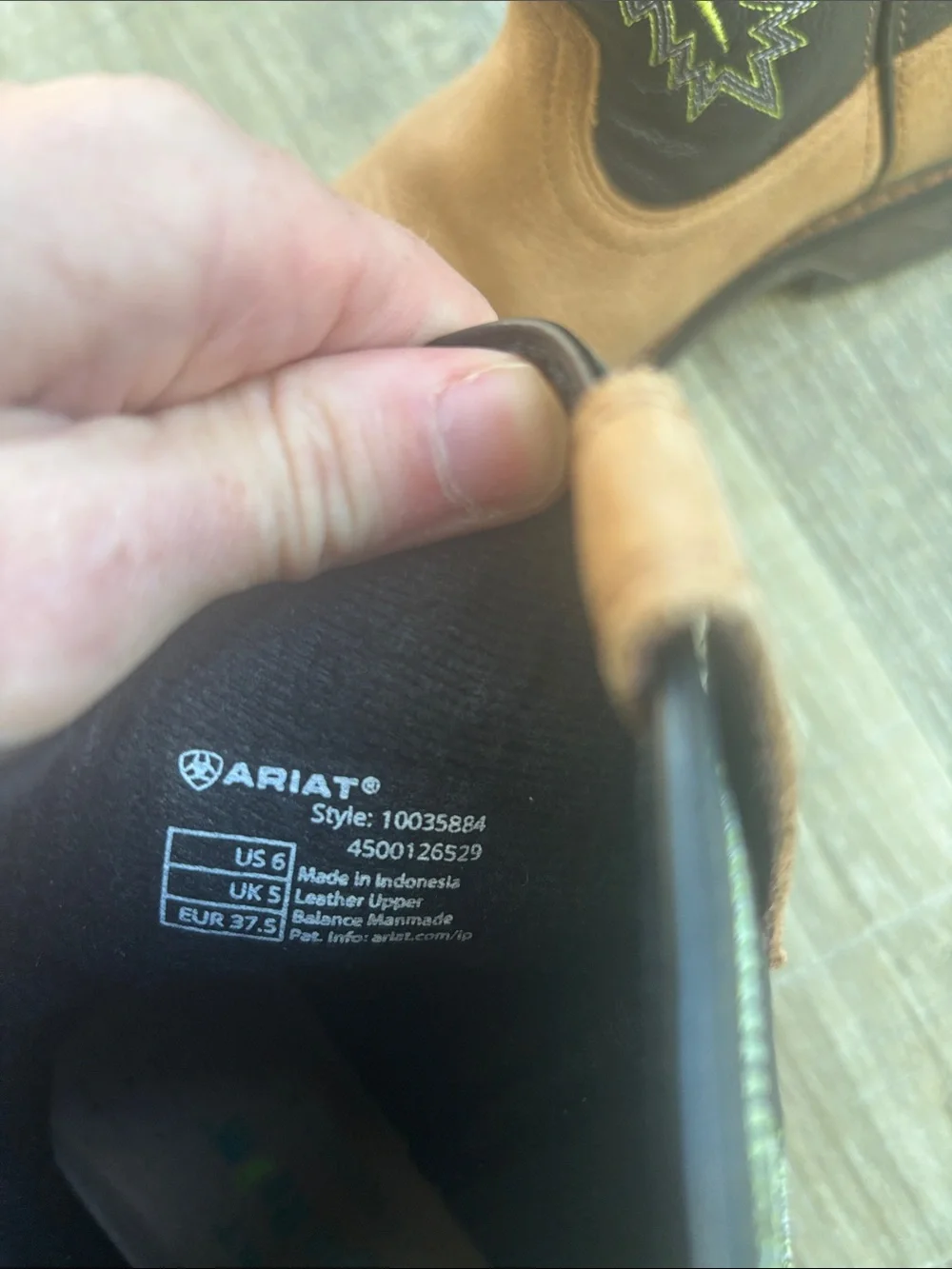 6Y Ariat Brown Leather Cowboy Boots size 6
